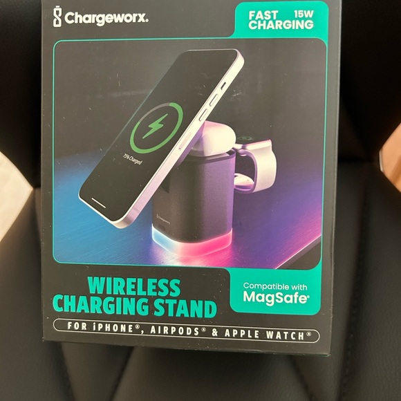 Wireless charging stand - Picture 3 of 7